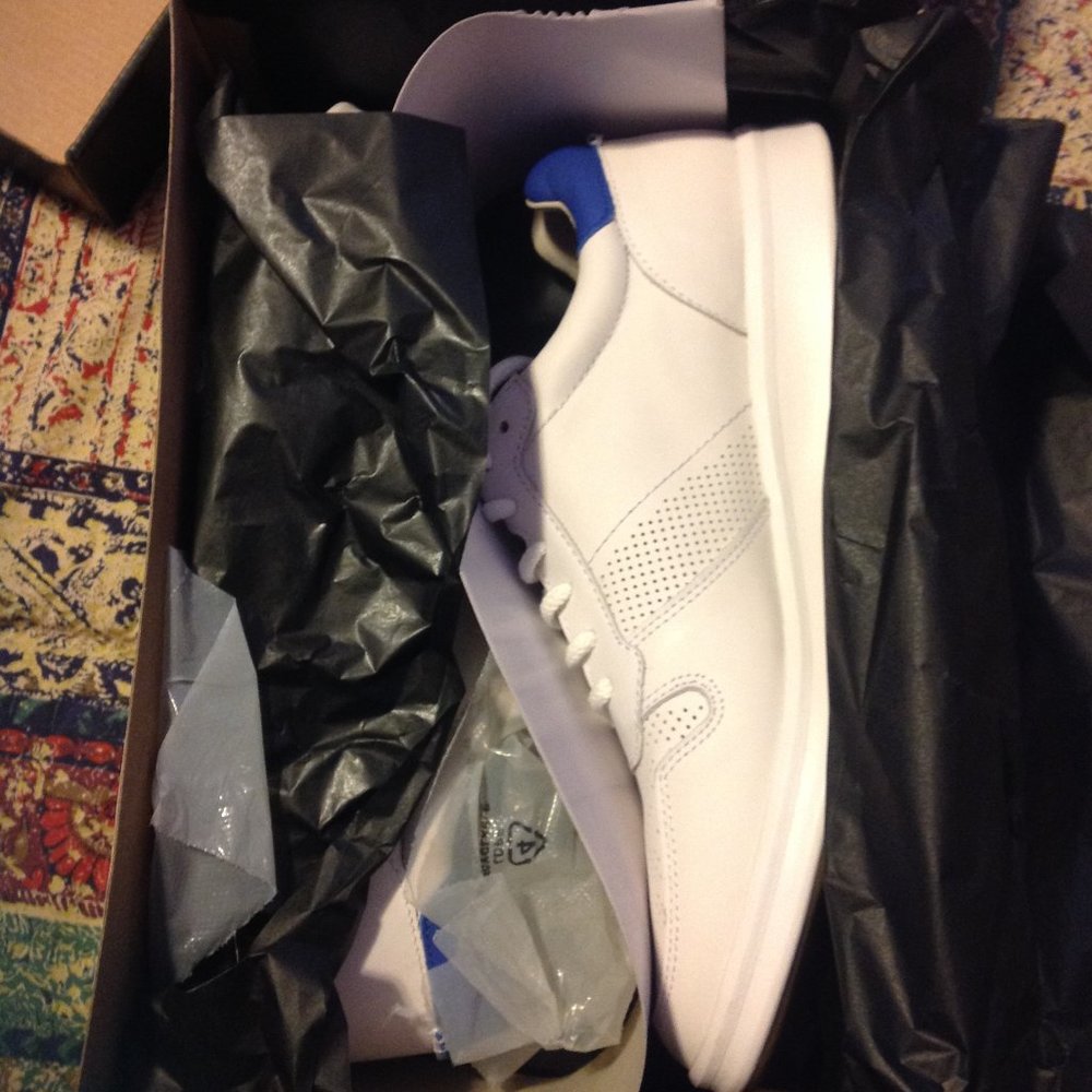 UGG Men's Slayte Stripe White leather Fashion Sneakers 11.5M New in Box - Picture 2 of 10